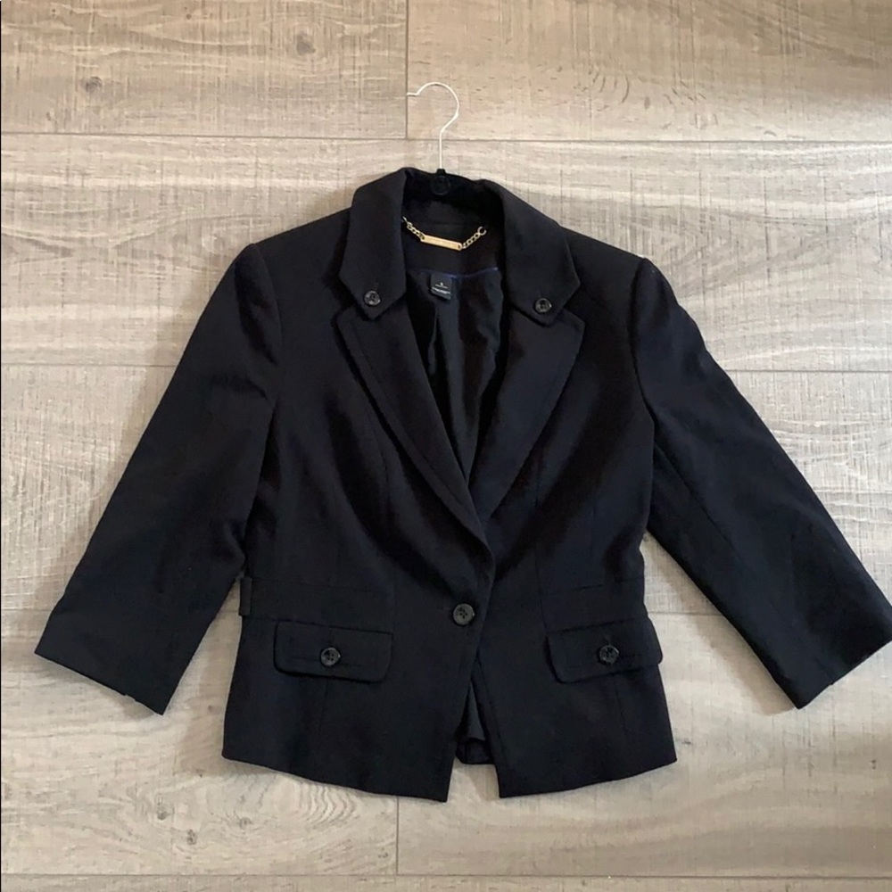 Perfect black blazer for work